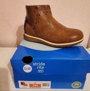 Stride rite 360 Tan Boot size 11